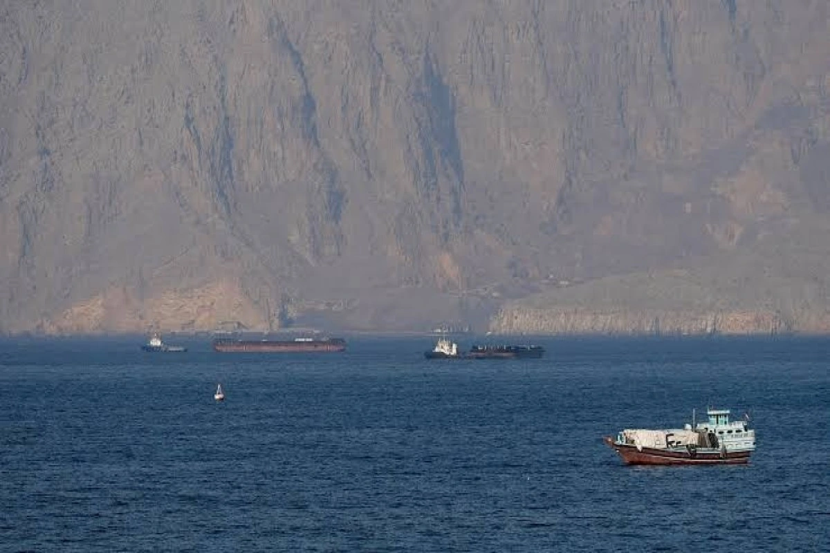 SEPAH: Ötən sutka üç tanker Hörmüz boğazında minaya düşüb