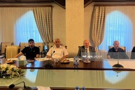 Dini konfessiya rəhbərləri Aşura günü ilə bağlı qanvermə aksiyasında iştirak edib - FOTO