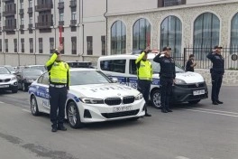 Xankəndidə şəhidlərin xatirəsi bir dəqiqəlik sükutla yad edilib - FOTO