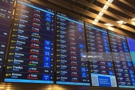 Ukraynanın dron hücumlarından sonra Moskva aeroportlarında sıxlıq yaranıb - FOTO