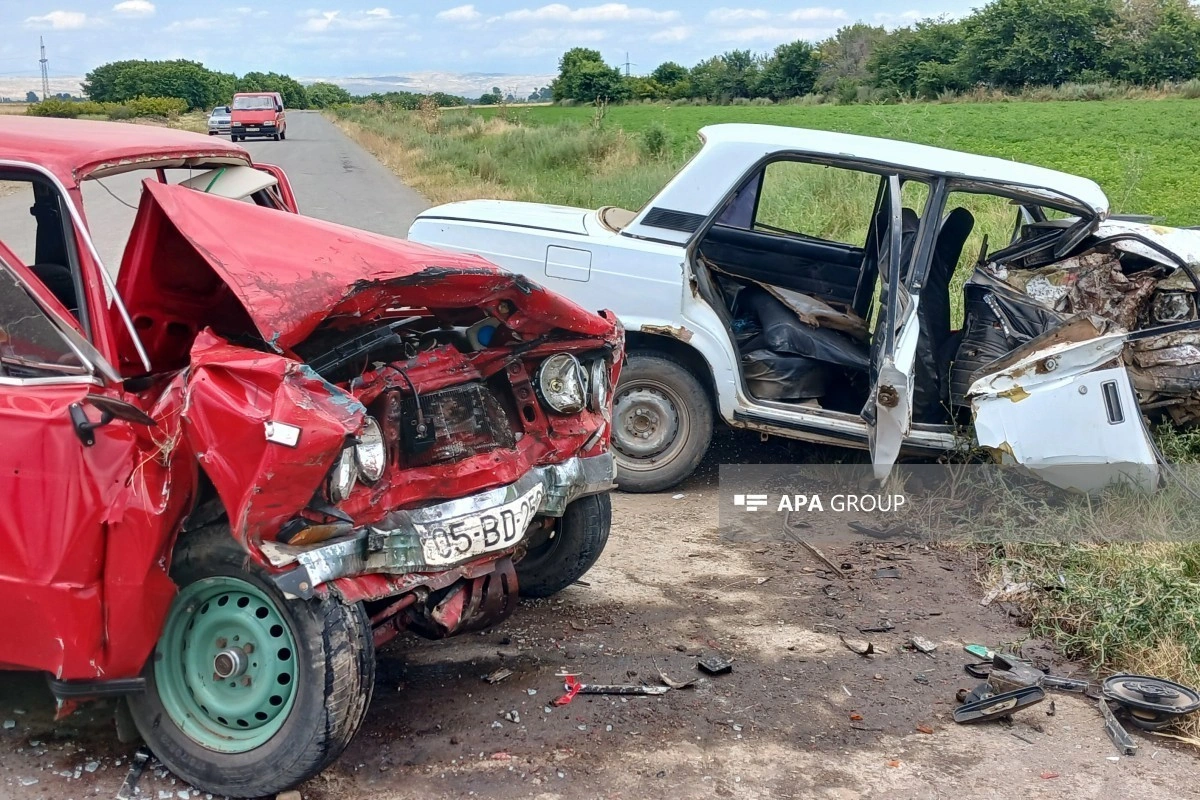 Goranboyda yol qəzasında iki nəfər ölüb, xəsarət alanlar var - FOTO