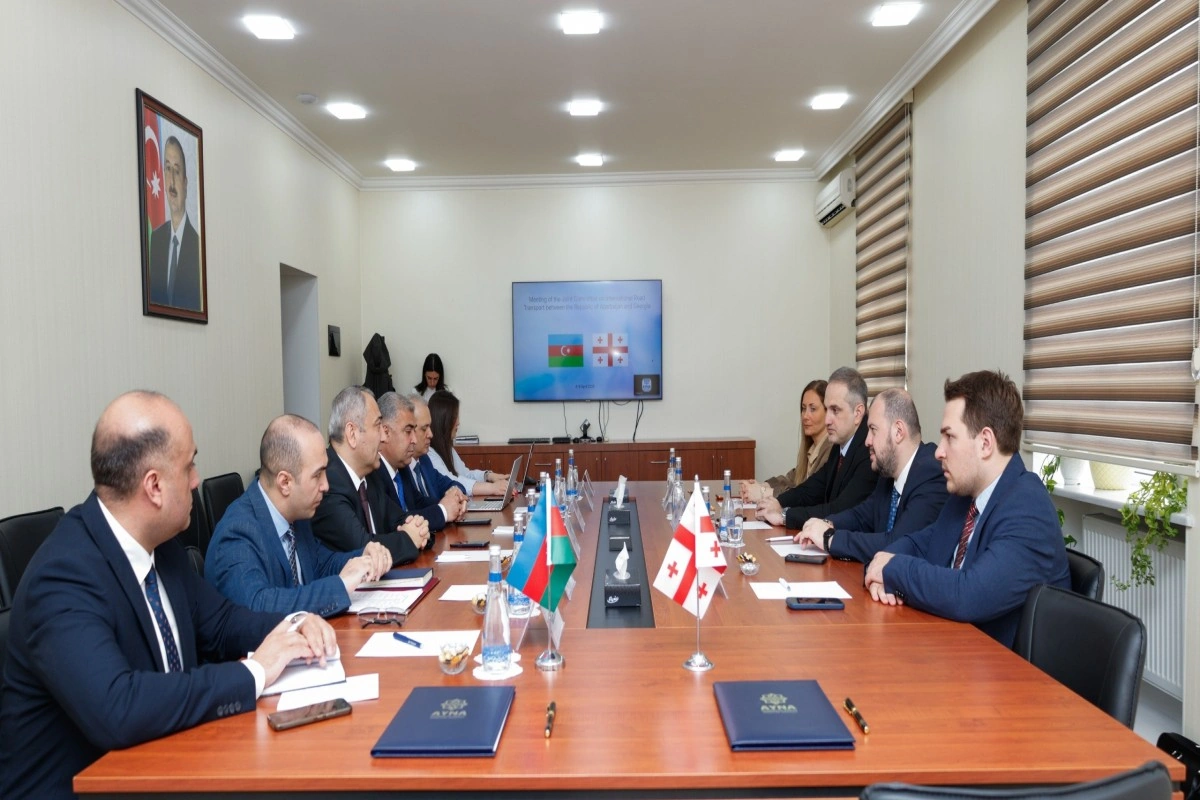 Azərbaycan və Gürcüstan arasında beynəlxalq avtomobil daşımaları üzrə əməkdaşlıq genişlənir