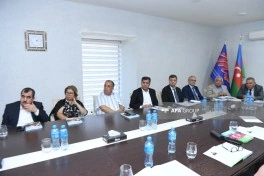 Mətbuat Şurasında “İstiqlal söhbətləri” kitabının təqdimatı keçirilib - FOTO