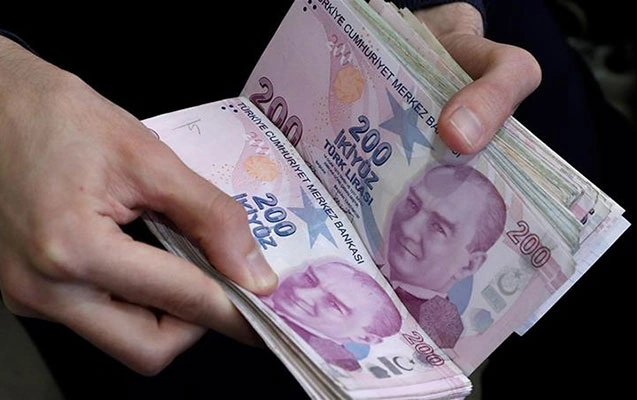 Türkiyə lirəsi tarixi minimumunu yeniləyib