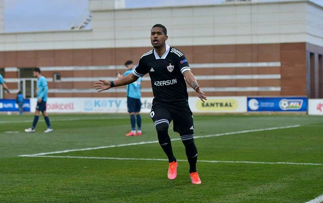 “Qarabağ”ın futbolçusu zədələndi