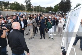 Xarici diplomatlar Şuşada tikilməkdə olan Yeni Şuşa məscidi ilə tanış olublar - FOTO