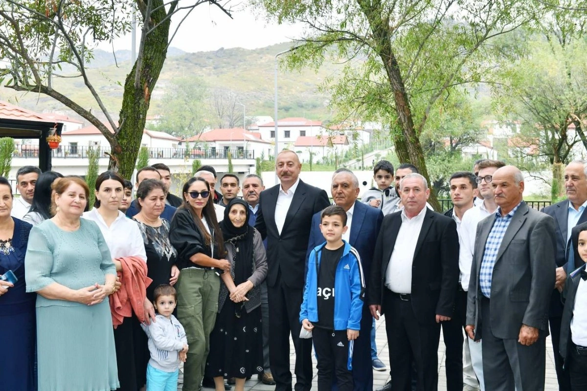 Müvəqqəti məskunlaşmadan dayanıqlı yaşayışa: Məcburi köçkünlərlə bağlı sosial dəstək mexanizmlərinin yeni modeli - TƏHLİL