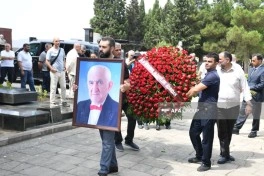 Xalq artisti Tofiq Bakıxanov II Fəxri xiyabanda dəfn edilib - YENİLƏNİB-2 - FOTO