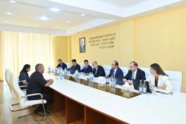 Elm və təhsil naziri Saatlıda vətəndaşları qəbul edib