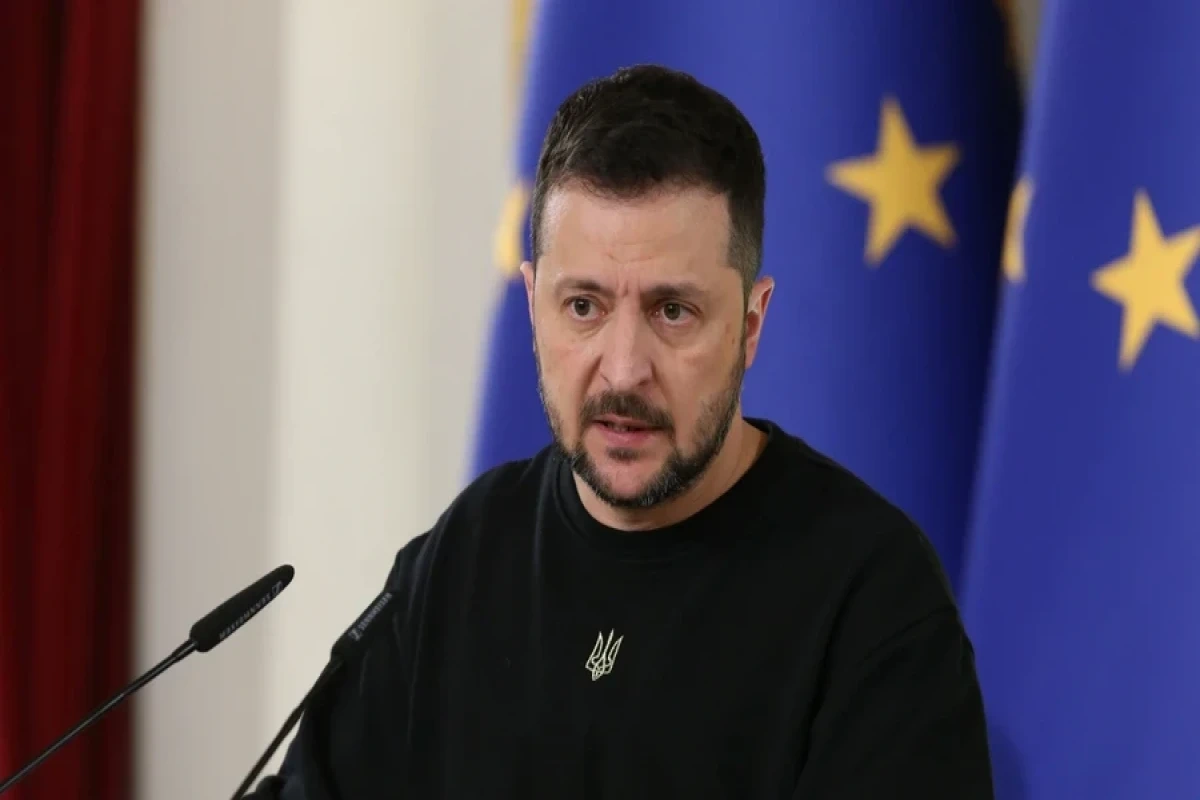 Zelenski: Putinlə görüşmədən ərazi məsələlərini həll etmək mümkün deyil
