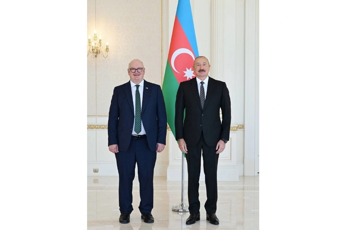 Səfir: Britaniya və Azərbaycan arasında strateji tərəfdaşlığı gücləndirməyi səbirsizliklə gözləyirəm