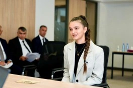 Anar Əliyev Xankəndidə vətəndaşları qəbul edib