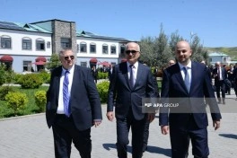 Azərbaycan-Rusiya Hökumətlərarası Dövlət Komissiyasının iclasının iştirakçıları Ağalı kəndi ilə tanış olublar - FOTO