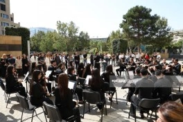 XVIII Beynəlxalq Musiqi Festivalı çərçivəsində açıq havada konsert proqramı nümayiş olunub - FOTO