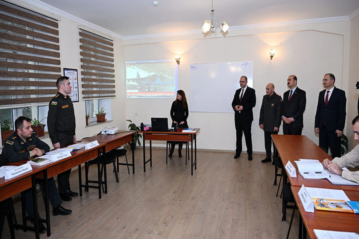 Azərbaycanla Türkiyə arasında hərbi təhsil sahəsində əməkdaşlıq müzakirə olunub