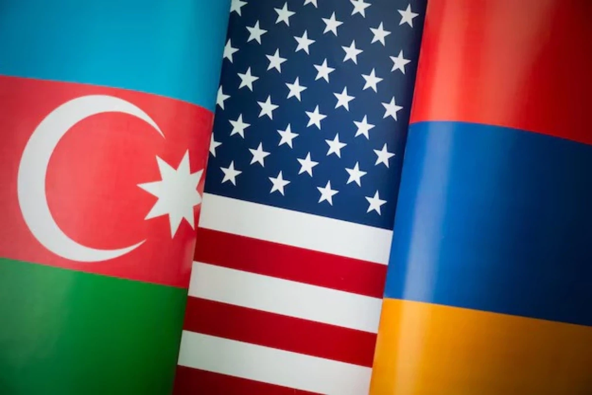 ABŞ, Ermənistan və Azərbaycan Ermənistan və Azərbaycanın beynəlxalq səviyyədə tanınmış sərhədləri çərçivəsində suverenliyini bir daha təsdiq edib
