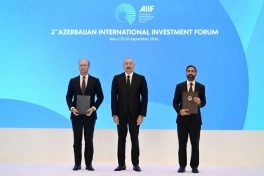 İkinci Azərbaycan Beynəlxalq İnvestisiya Forumu çərçivəsində imzalanmış sənədlər mübadilə edilib