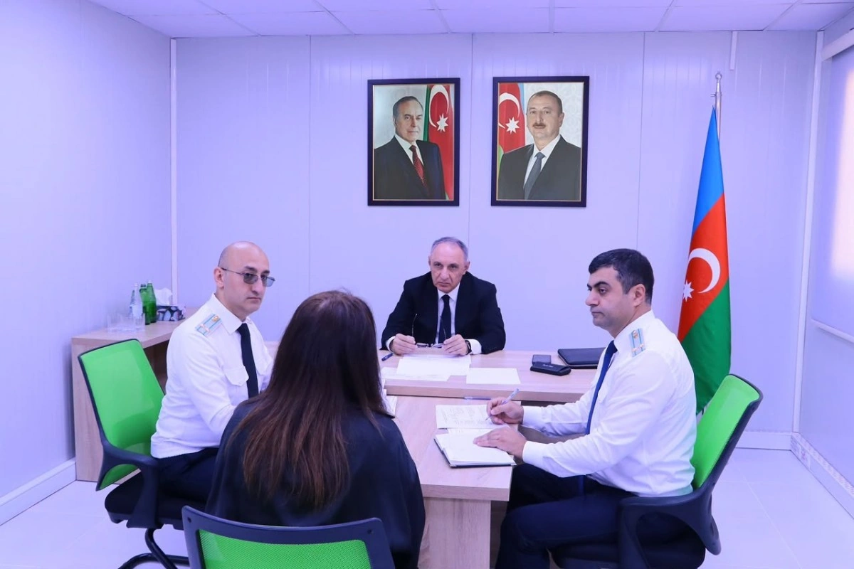 Baş prokuror Kəlbəcərdə vətəndaşları qəbul edib