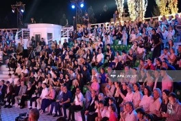 XV Qəbələ Beynəlxalq Musiqi Festivalı çərçivəsində Moldova musiqisi və rəqsləri təqdim olunub - FOTO