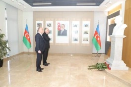 Baş prokuror Naxçıvanda vətəndaşları qəbul edib