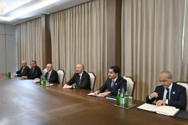 Prezident İlham Əliyev Qətər Əmiri ilə görüşüb - YENİLƏNİB