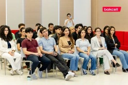 Bakcell-in baş icraçı direktoru ADA Universitetinin tələbələri ilə görüşüb