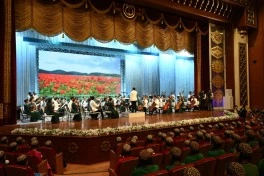 Leyla Əliyeva Türkmənistan Dövlət Simfonik Orkestrinin konsertini izləyib - FOTO