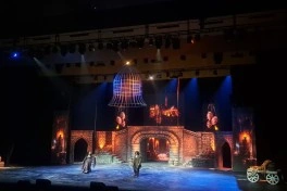ƏSA Teatrının hazırladığı “Paris Notr-Dam” tamaşası nümayiş edilib - FOTO
