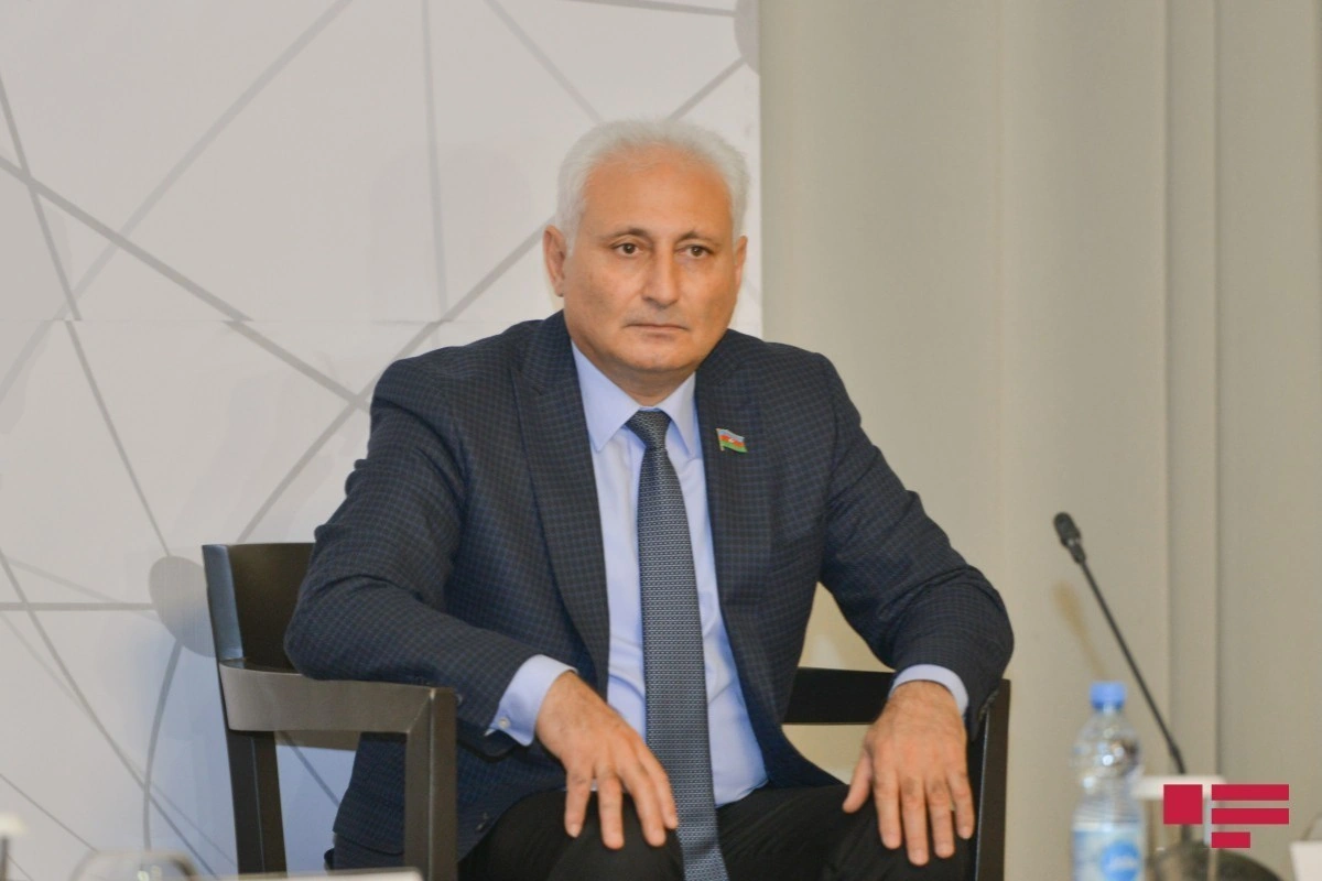 Deputat: Okamponun etirafları, əslində, Avropa Parlamentində hansı proseslərin baş verdiyini göstərir