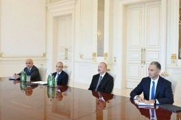 Prezident İlham Əliyev Çin və İtaliya şirkətlərinin rəhbər şəxslərini qəbul edib