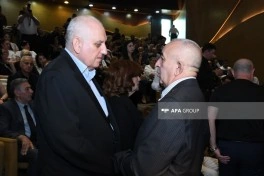 Nəriman Həsənzadə ilə vida mərasimi keçirilir, Prezident və Birinci vitse-prezident əklil göndərib - FOTO - YENİLƏNİB