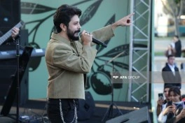 Zeytun Festivalında estrada ulduzlarının konserti olub