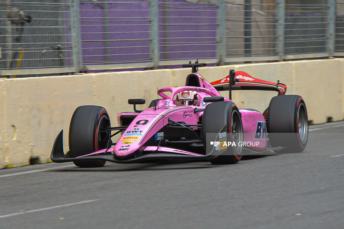 Formula 2 Bakı Qran-Prisinin ikinci böyük səhnəsi: Sürət, rəqabət və adrenalin  - FOTOLENT