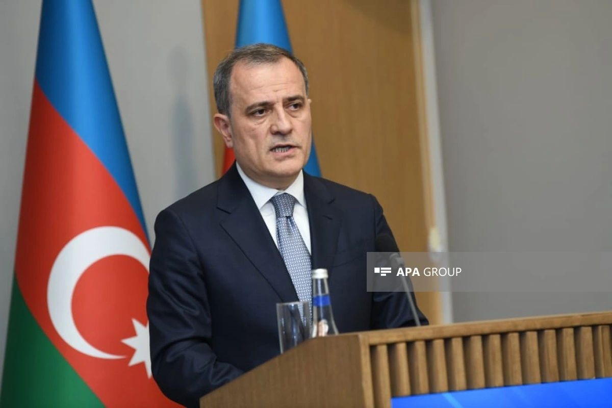Ceyhun Bayramov Rusiyaya rəsmi səfərə yola düşüb