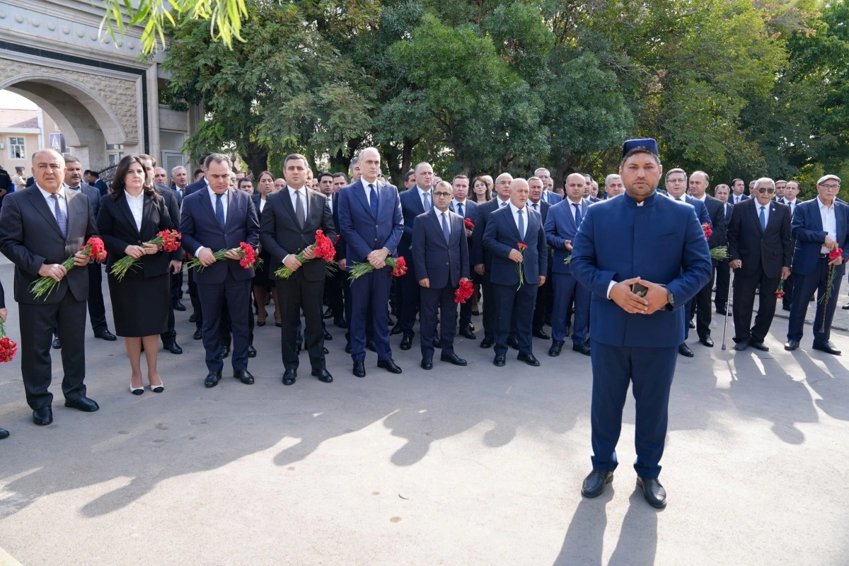 Naxçıvanda şəhidlərin xatirəsi anılıb