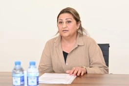 Emin Əmrullayev Xankəndidə vətəndaşları qəbul edib