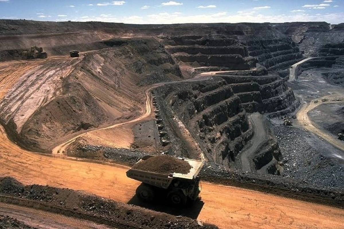 Azərbaycanın dağ-mədən və metallurgiya sənayesində yeni mərhələ: xammaldan hazır məhsula - ŞƏRH
