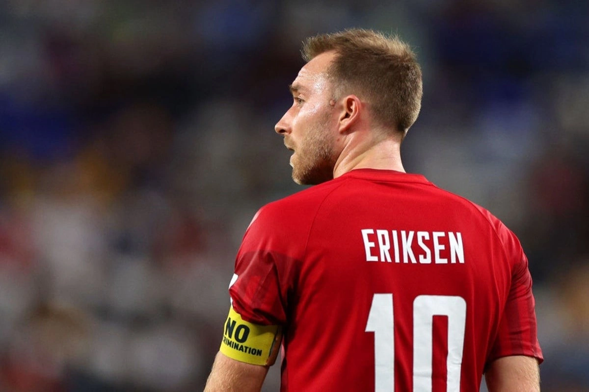 Kristian Eriksen Ukrayna ilə oyunda huşunu itirib