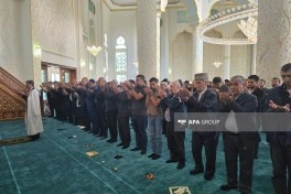 Naxçıvanda Qurban bayramı münasibətilə bayram namazı qılınıb