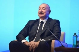 Prezident İlham Əliyev II Azərbaycan Beynəlxalq İnvestisiya Forumu çərçivəsində keçirilən tədbirdə iştirak edib - VİDEO - YENİLƏNİB-1