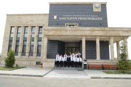 Baş prokuror Şəkidə vətəndaşları qəbul edib
