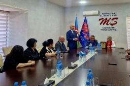 MŞ-da Əməkdar jurnalist Əminə Yusifqızının yubileyinə həsr olunmuş toplantı keçirilib - FOTO