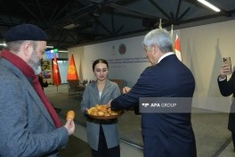 Bakıda Qırğız Ticarət Evinin açılış mərasimi keçirilib - FOTO