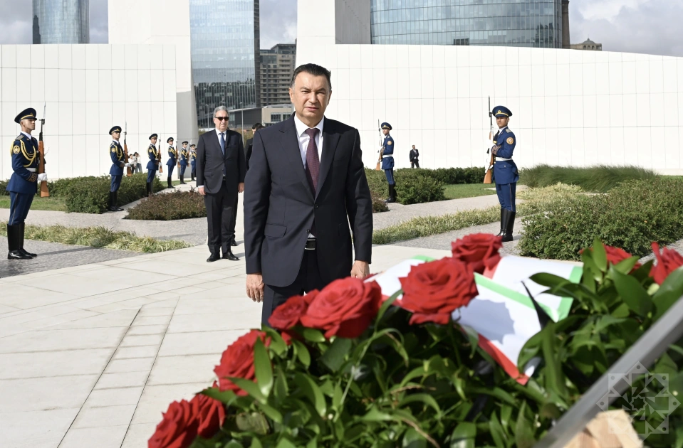 Ukrayna dronları ilk dəfə Aralıq dənizində Rusiyanın "kölgə donanması"na aid tankeri vurub - VİDEO