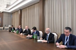 Prezident İlham Əliyev Gürcüstanın Baş naziri ilə görüşüb, sənədlər imzalanıb