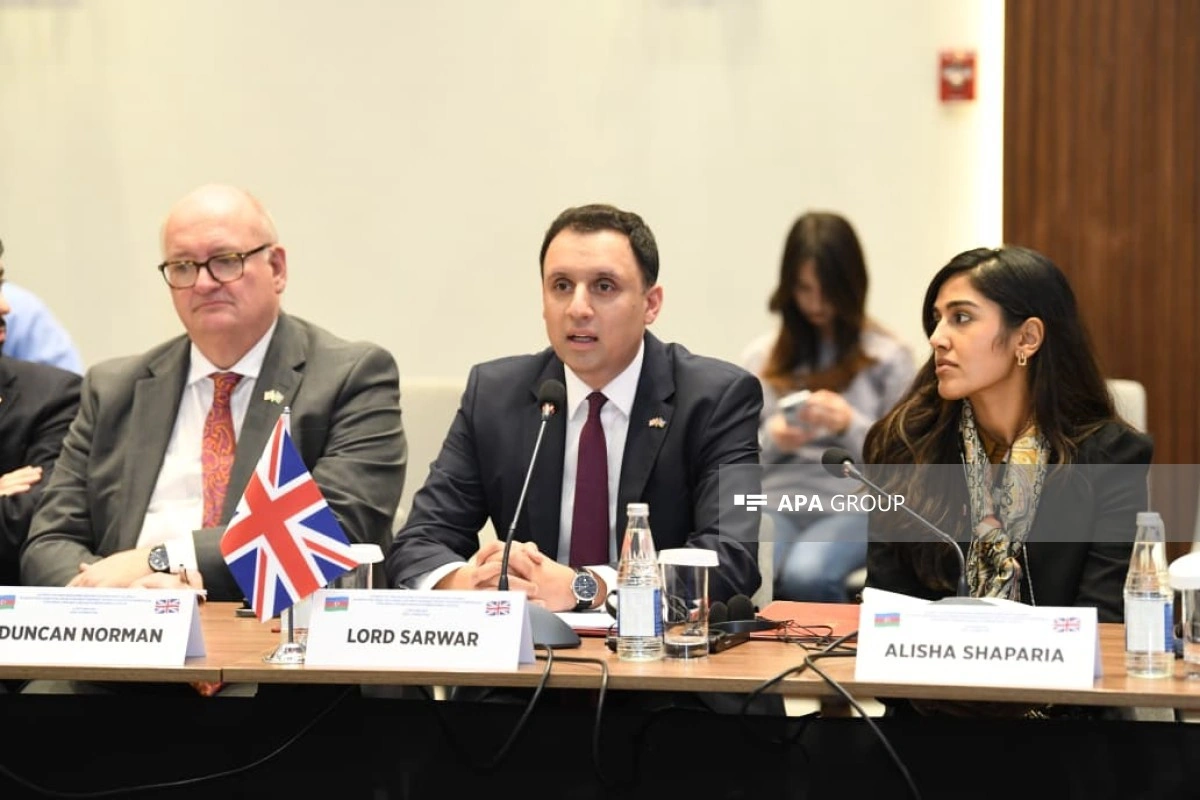 Britaniya Azərbaycanda layihələrin maliyyələşdirilməsi üçün ən azı 5 mlrd. funt sterlinq ayırmağa hazırdır