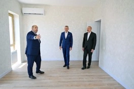 Azərbaycan və Slovakiya prezidentləri Ağdamın Baş Qərvənd kəndində görülən işlərlə tanış olublar, məktəbin təməli qoyulub - FOTO