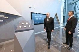 Prezident İlham Əliyev Mərkəzi Bankın yeni binasının açılışında iştirak edib - FOTO