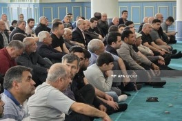 Naxçıvanda Qurban bayramı münasibətilə bayram namazı qılınıb
