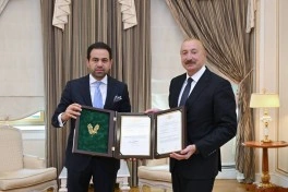 Prezident İlham Əliyev Müsəlman Ağsaqqalları Şurasının baş katibini qəbul edib